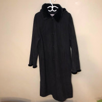 Faux Fur Lined Hooded Long Black Women’s Coat Size M (Fits Large