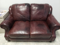 love seat in good condition for sell