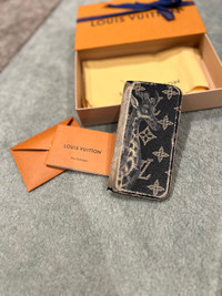 Louis Vuiton Chapman Phone / iphone case!