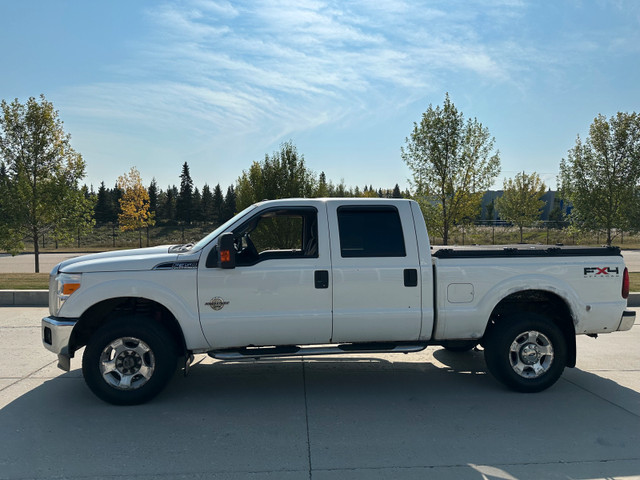 2011 Ford F-350 Super Duty 4x4 Diesel  in Cars & Trucks in Edmonton - Image 2