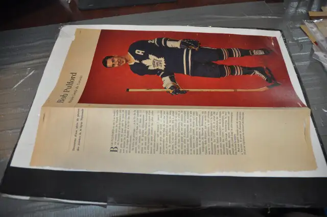 Bob pulford Toronto Maple Leafs nhl hockey 1963  from quebec mag in Arts & Collectibles in Victoriaville - Image 7