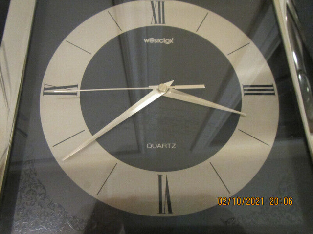 Horloge Quartz de très grande qualité  a batterie dans Décoration intérieure et accessoires  à Ville de Montréal - Image 2