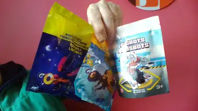 3 different sealed WENDY'S FAST FOOD TOYS 2021/2024, View more