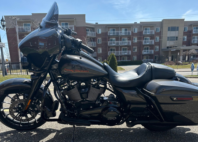 Harley Davidson FLHXS 2019  dans Utilitaires et de promenade  à Ville de Québec - Image 3