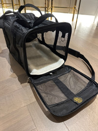 Medium Soft Pet Carrier (In-Cabin Airline Approved)