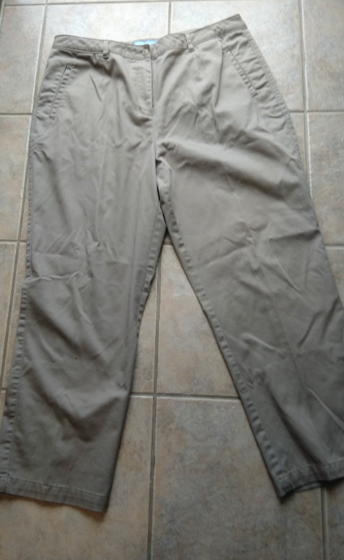 Ladies Cotton Pants size 18, Denver Hayes in Women's - Bottoms in Oakville / Halton Region - Image 2