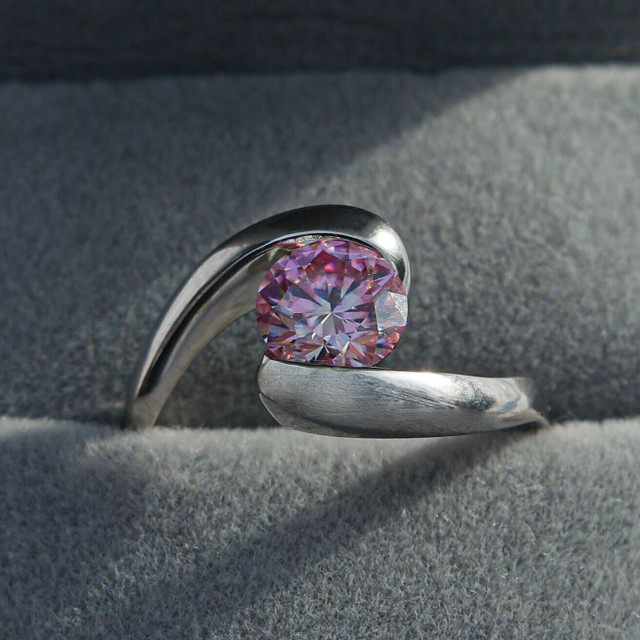 1 Carat Pink VVS1 Clarity Moissanite Diamond Ring  in Jewellery & Watches in St. Albert