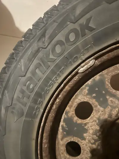 4 Hankook winter tires and rims available. Size 235/65R17 came off my ford Edge. Recently sold my ca...