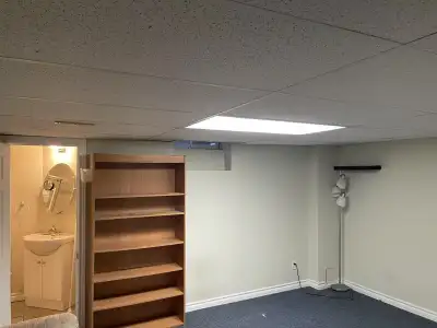 Basement roon for Rent at Eglinton/Creditview