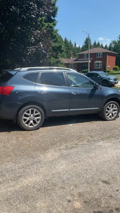 2012 Nissan Rouge AWD 206,415km Selling as is, not certified. The car runs. The car has a sunroof, b...