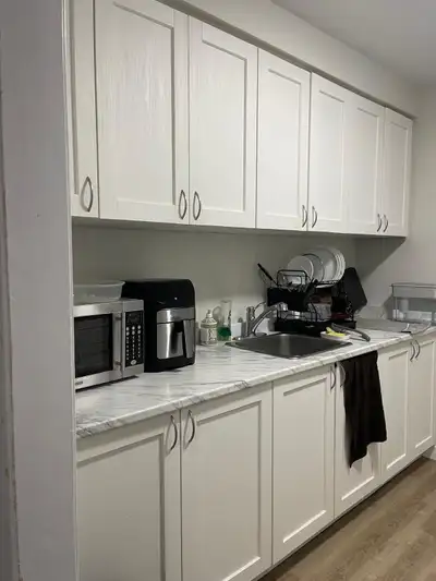 A clean and comfortable basement room is available starting October 31st( November 1st). ✨ Features:...
