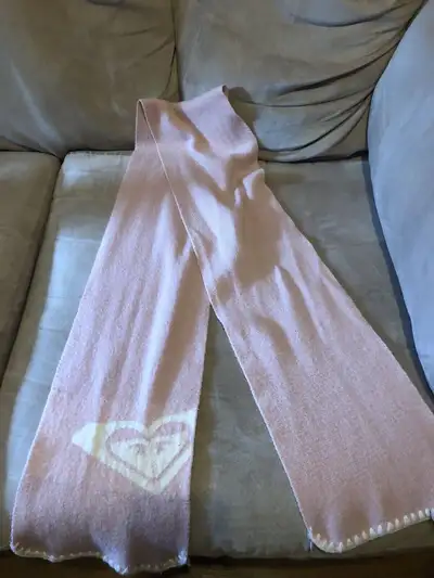 Roxy Scarf, View more