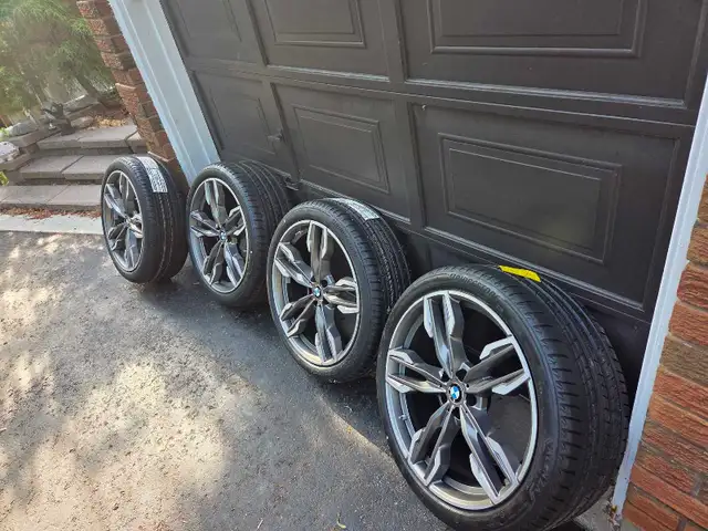 BMW X3 M40i G01 X4 G02 OEM  rims 21" and new tires TPMS in Tires & Rims in Markham / York Region - Image 4