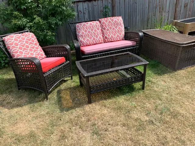 Patio wicker set 4 pieces63384461798019122