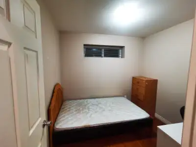 There is a studio room in basement for rent. Location is close to the Oakridge Canada line station a...