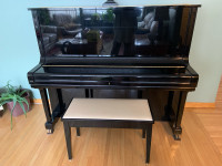 Yamaha U3H acoustic piano