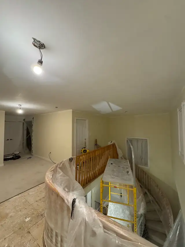 Expert Dustless Popcorn Stucco Ceiling Removal + Smooth Ceiling in Drywall & Stucco Removal in Oakville / Halton Region - Image 8