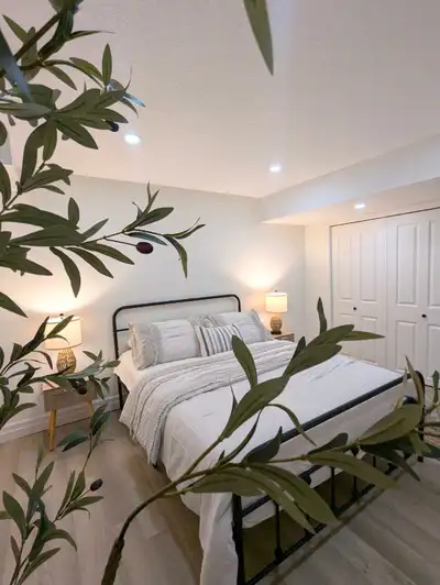 Spacious Bedroom Available in September
