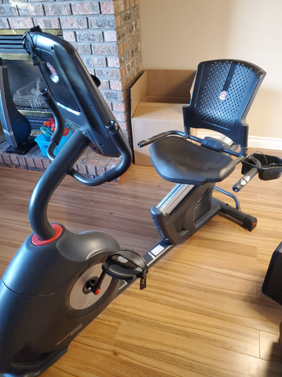 Recumbent Bike Schwinn 270