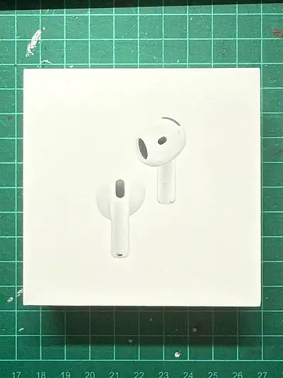 Brand new in box apple airpods 4 with active noise cancelling.