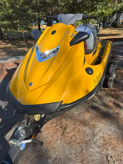 2013 Yamaha VXR Waverunner 1800. Great shape and runs very well. 197 hours. Includes trailer and cov...