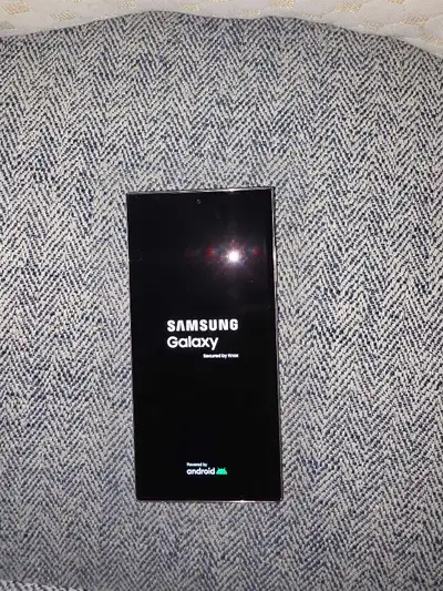Samsung S23 Ultra 256 gb, View more