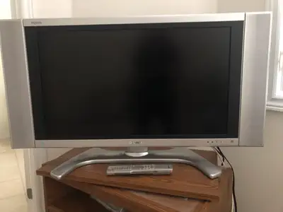 Sharp Aquos TV LC-32DA5U, Works great, $100 OBO, View more