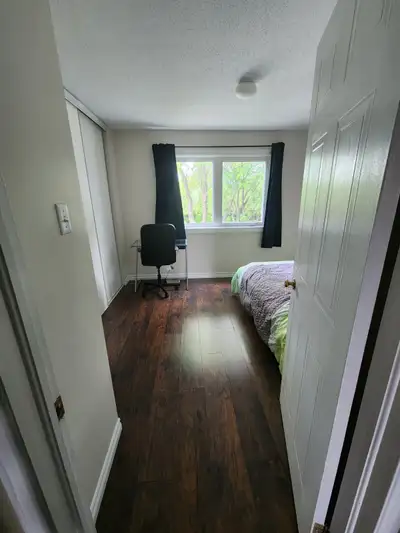Multiple Rooms for rent (Kanata North)