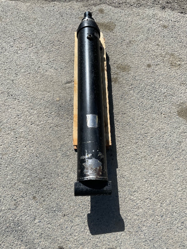 5 stage hoist Heavy Equipment Kamloops Kijiji