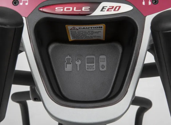Sole E 20 Elliptical in Exercise Equipment in City of Halifax - Image 4