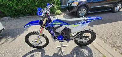 Like-New Sherco 300 SE Dirt Bike Bike is ready to race! I'm selling my 2023 Sherco 300 SE (2-stroke)...