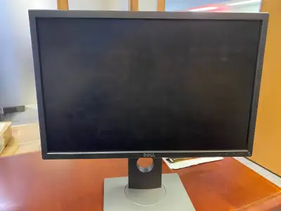 MONITOR FOR SALE TO THE HIGHEST BIDDER, View more