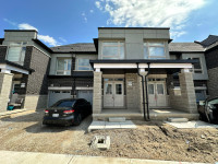 Entire House with 4 Bed 3 bath available for rent in Brampton.