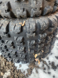 Race quad tires 
