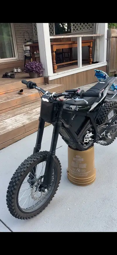 Built em5 pro for sale. Bike has 200km on it. Mod list -authentic guts swag cover with email from gu...