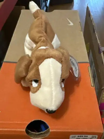 Ty Basset Hound “Tracker”, View more