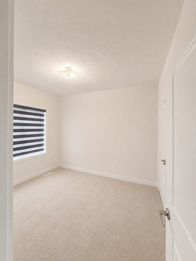 Rental Rooms in Seaton (Pickering) – Utilities Included in Room Rentals & Roommates in Oshawa / Durham Region - Image 9