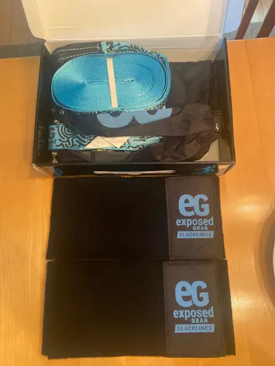 Valeurs 200$ moitié prix 60pied Exposed gear Jamais utiliser