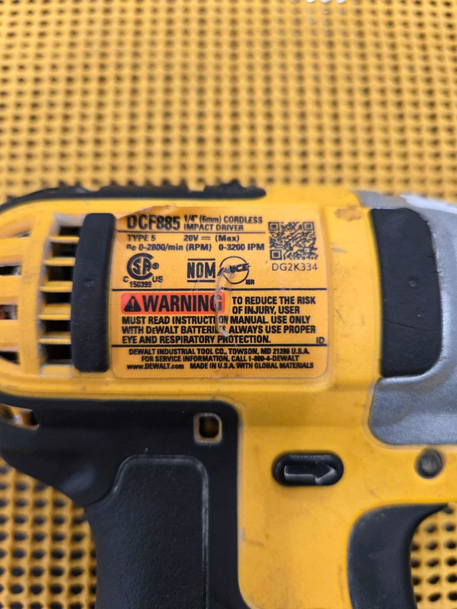 DEWALT IMPACT TOOL DCF825  in Power Tools in City of Toronto - Image 2