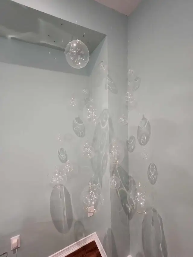 Decorative glass globe in Home Décor & Accents in Oakville / Halton Region - Image 7