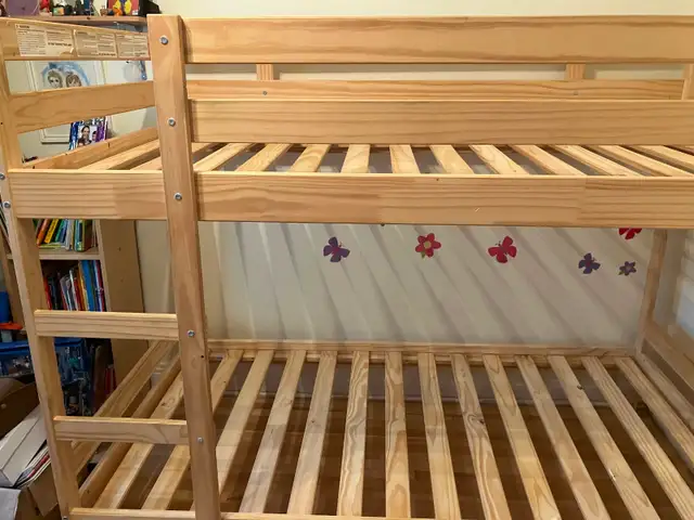 Lits d'enfants superposés MYDAL (IKEA) in Beds & Mattresses in City of Montréal - Image 2