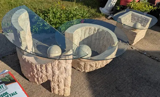 3 Tables Post Modern Magnussen Ponte Vedra Dedra set sculpture in Coffee Tables in Laval / North Shore - Image 2