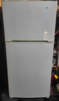 LG 19.0 cu ft fridge/freezer