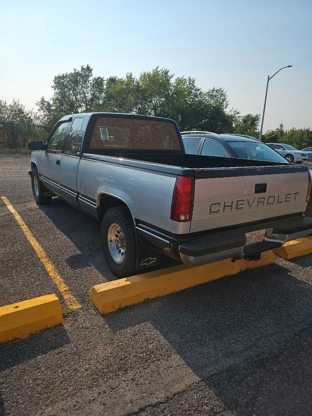 1994 Chevrolet Silverado 2500 5.8L V8 in Cars & Trucks in Kingston - Image 3