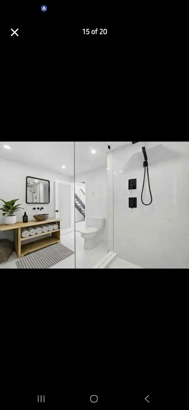 4 SEASON WATERFRONT COTTAGE FOR SALE $949,000 in Houses for Sale in Muskoka - Image 10