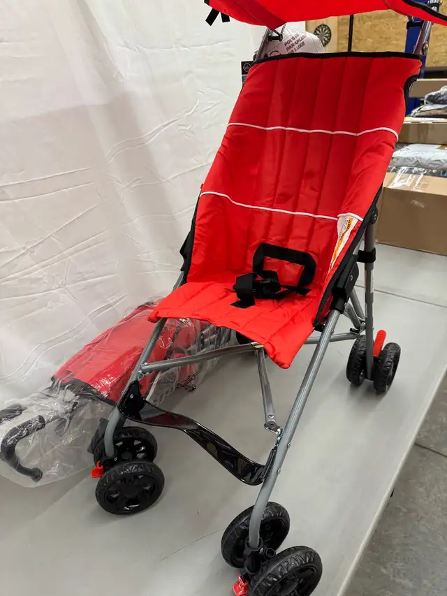 Bily Deluxe Umbrella Strollers x2 in Strollers, Carriers & Car Seats in Hamilton - Image 9