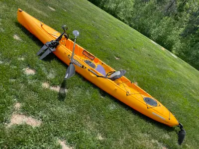 Hobie Great condition pedalpower seat 15 yrs old Works well Small storage dent