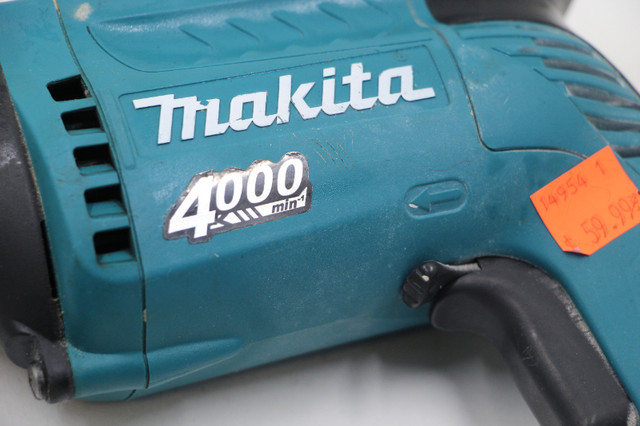 Makita FS4000 Variable Speed Drywall Screwdriver (#14954-1) in Power Tools in City of Halifax - Image 3
