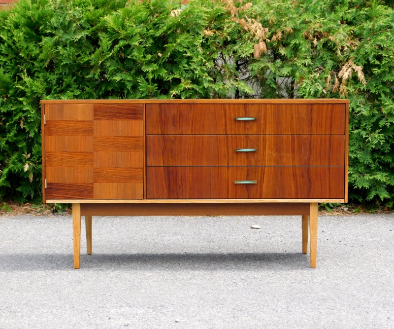 Vintage Mid century Kroehler sideboards Hutches & Display