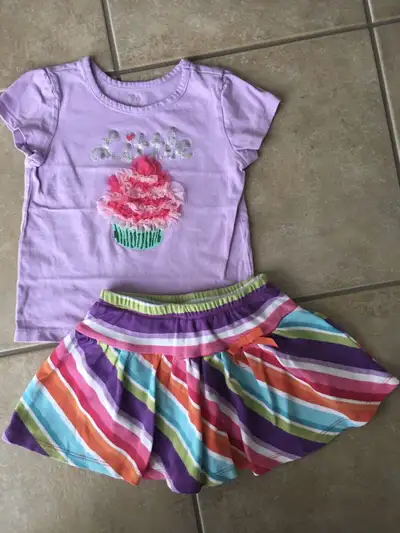 Toddler girls size 4 outfit, View more